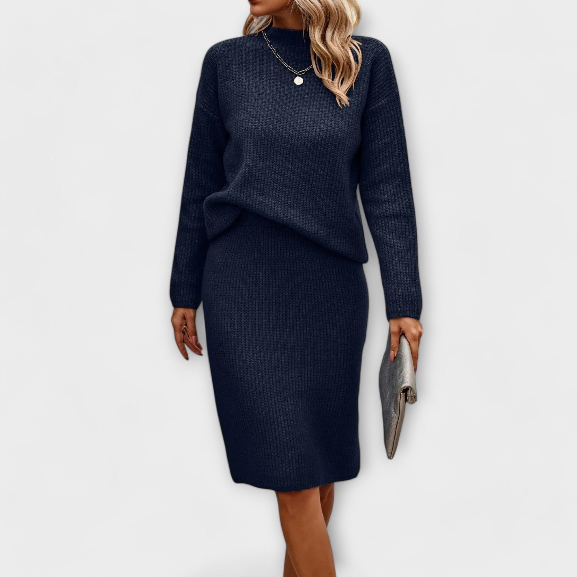 Komplet z swetrem i spódnicą w dwóch częściach