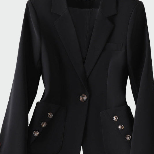 Ilda - Kurtka o fascynującej linii