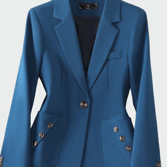 Ilda - Kurtka o fascynującej linii